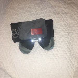 Silver aviator raybans